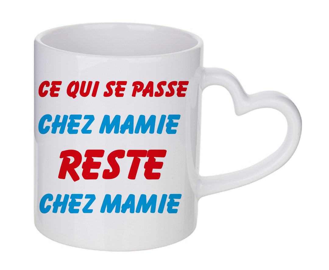 Mug coeur personnalisé Ce qui se passe chez mamie