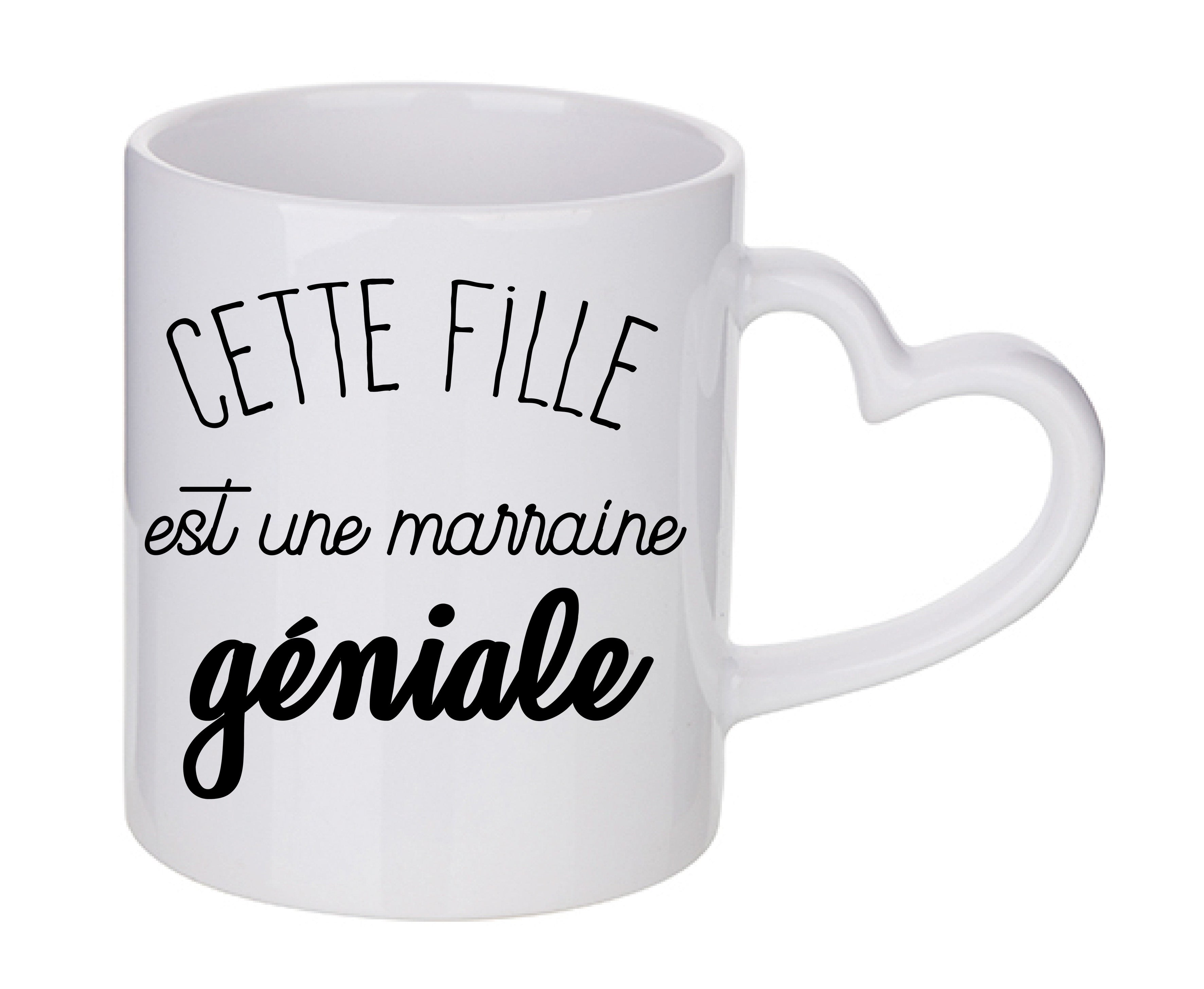 Mug coeur personnalisé Cette fille est une marraine geniale