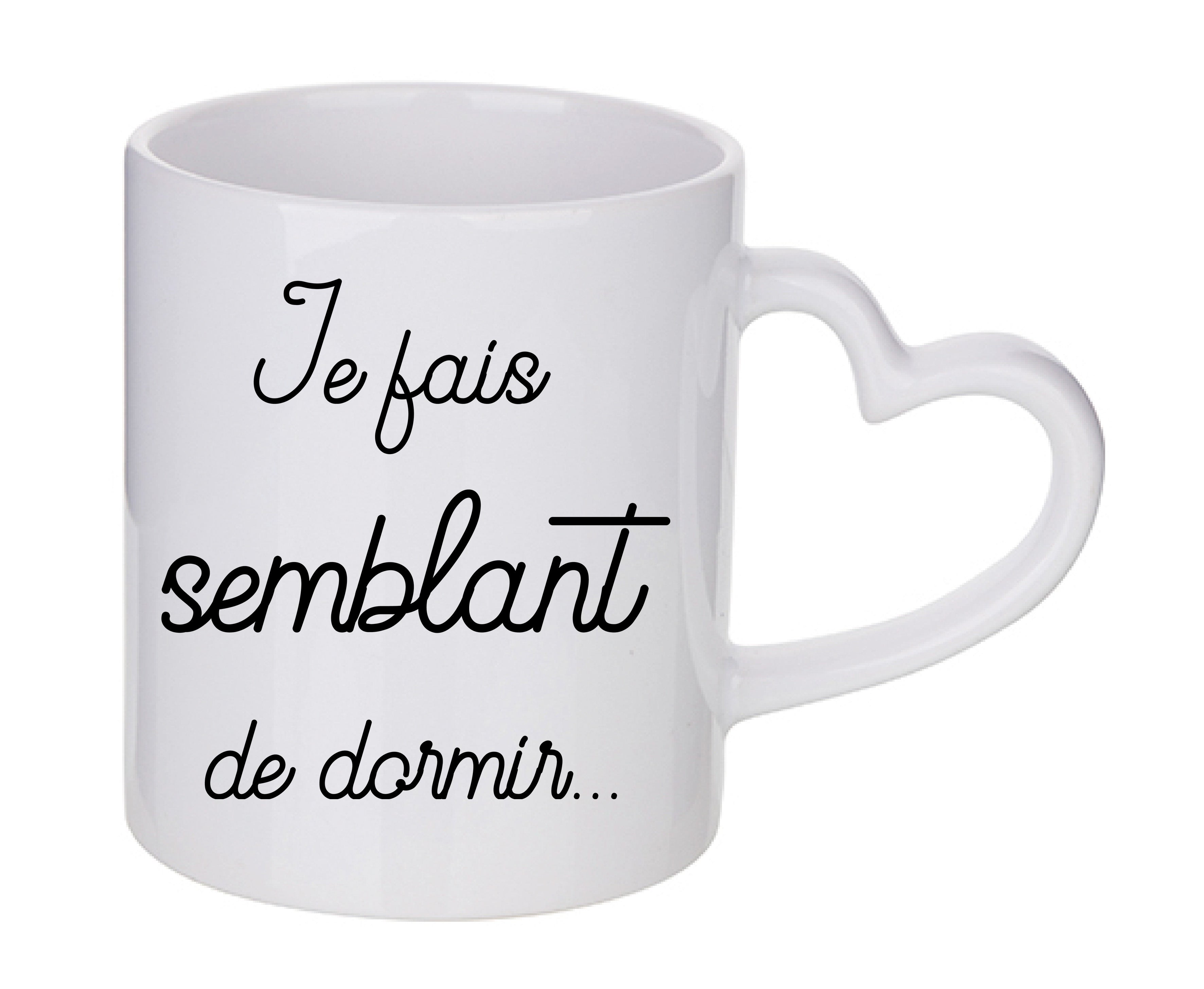 Mug coeur personnalisé Je fais semblant de dormir