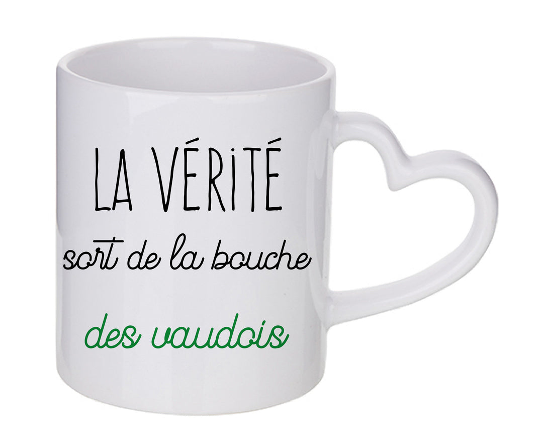 Mug coeur personnalisé La verite sort de la bouche des vaudois