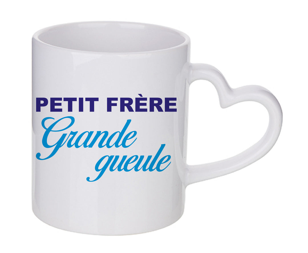 Mug coeur personnalisé Petit frere grande gueule