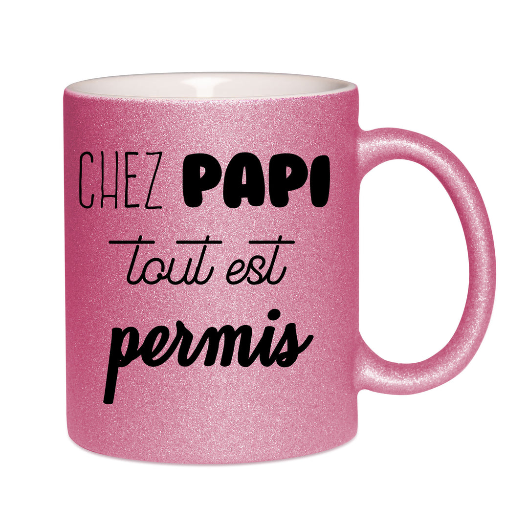Mug paillettes rose personnalisé Chez papi tout est permis