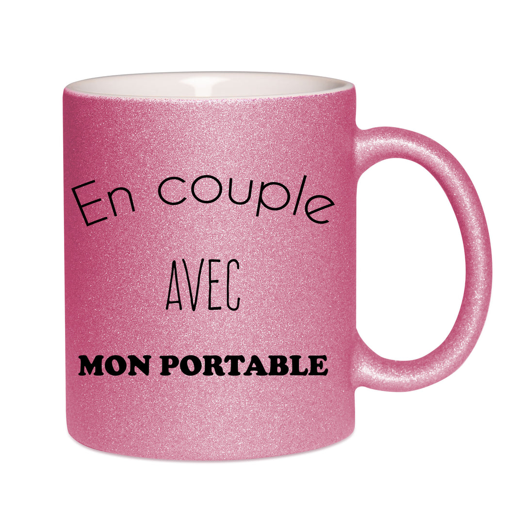 Mug paillettes rose personnalisé En couple avec mon portable